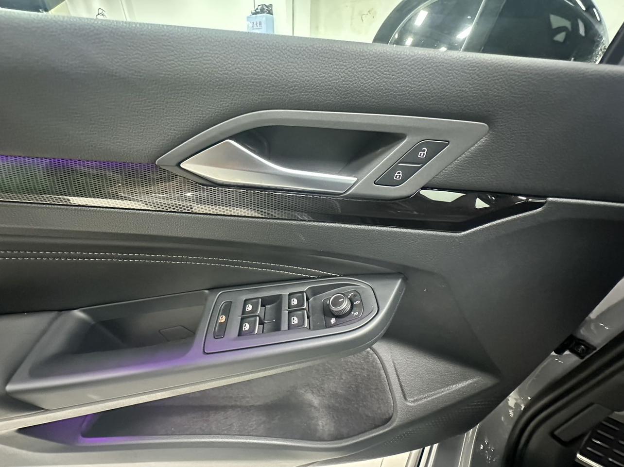 Volkswagen Golf 2023, фото 12
