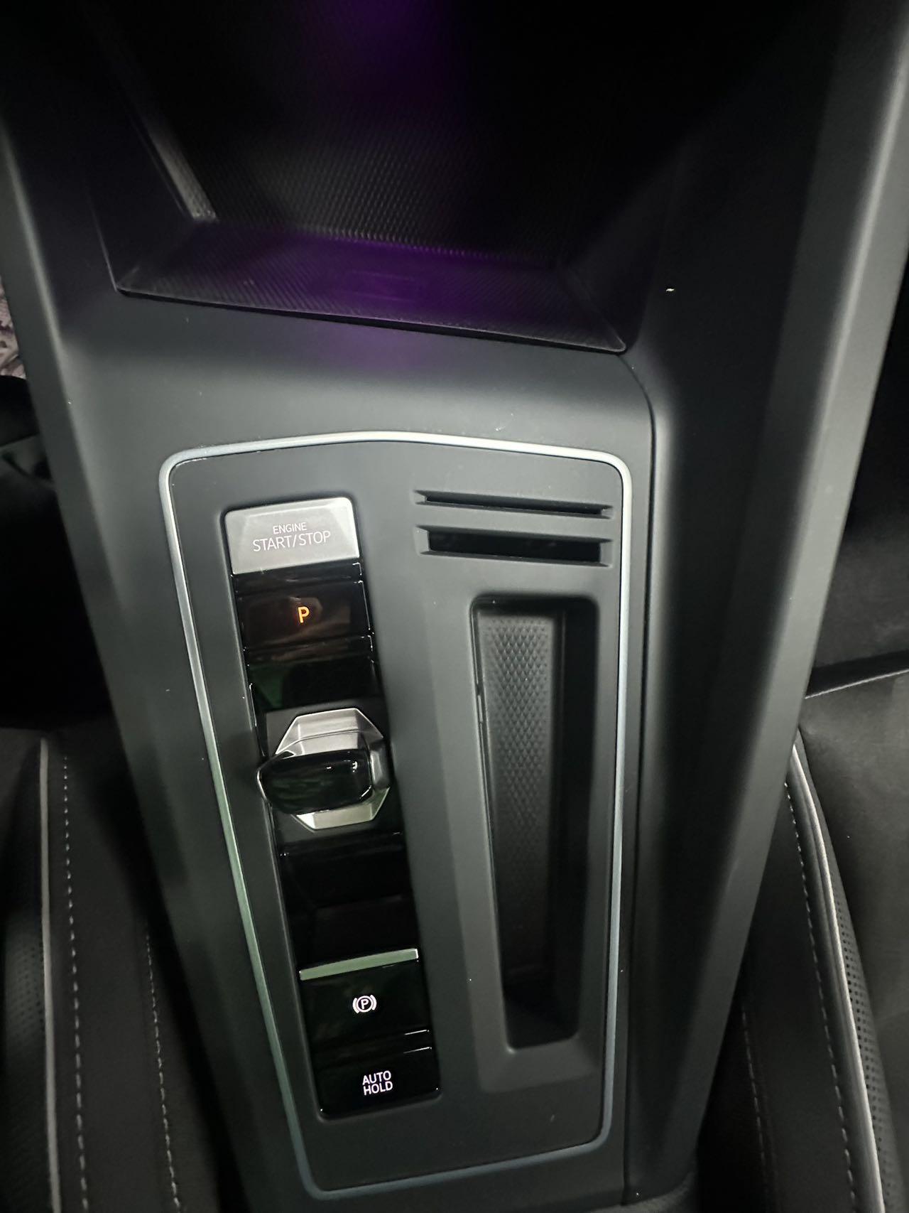 Volkswagen Golf 2023, фото 17