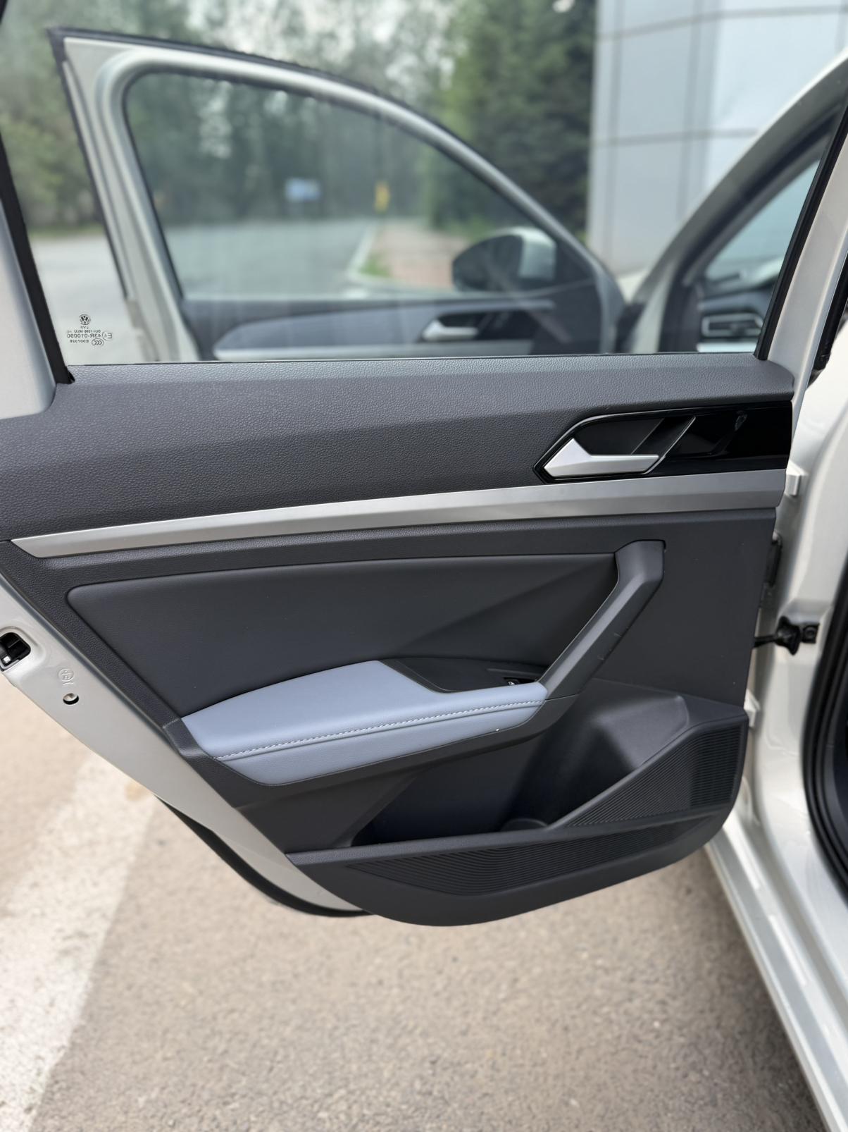 Volkswagen Lavida 2023, фото 15