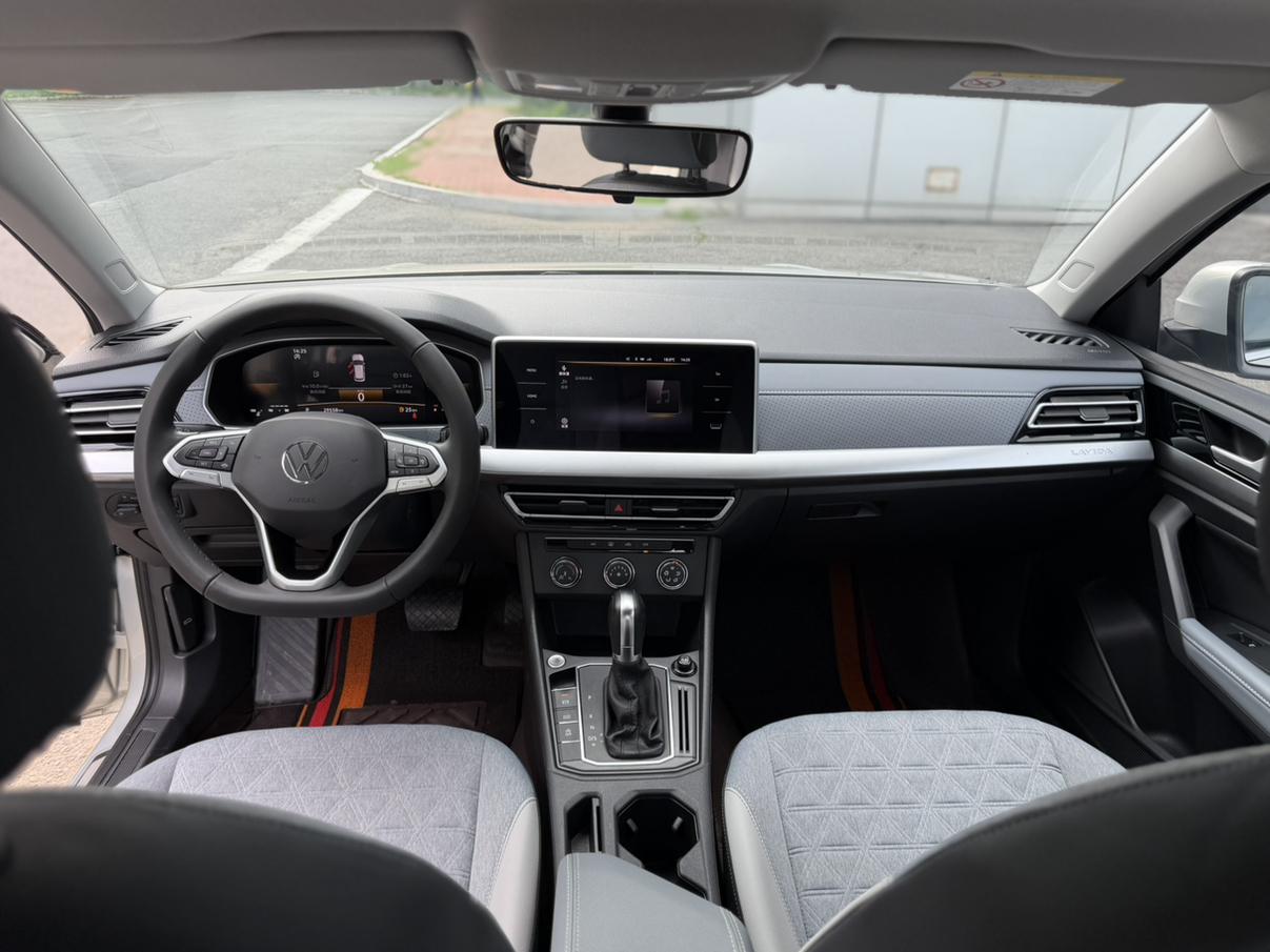 Volkswagen Lavida 2023, фото 17