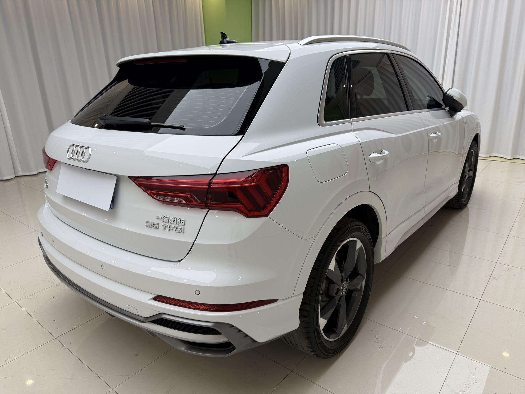 Audi Q3 2022, фото 15