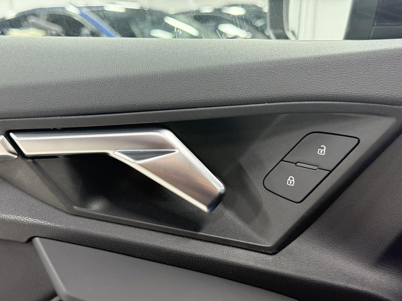 Audi A3 2021, фото 15