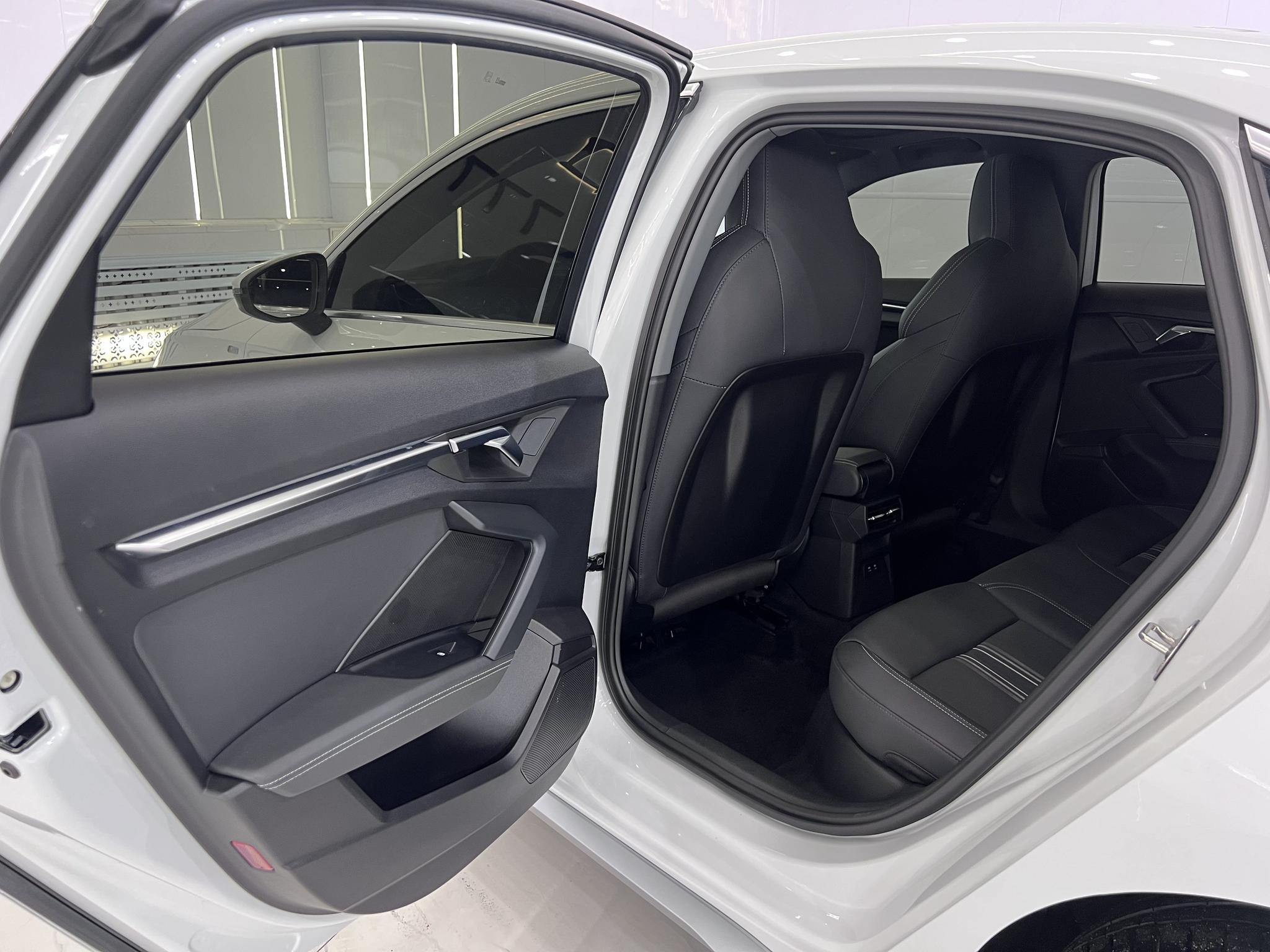 Audi A3 2022, фото 14