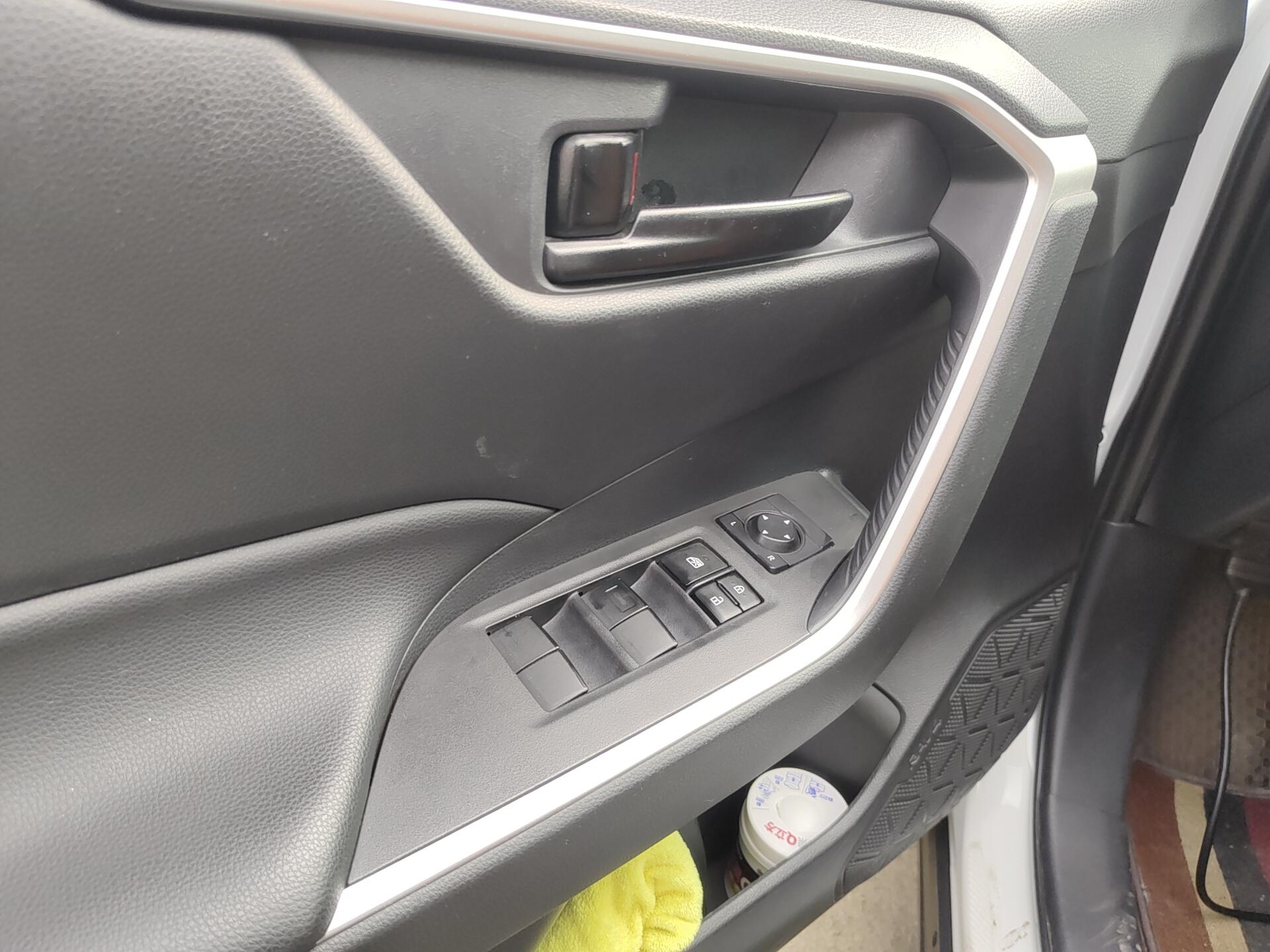 Toyota RAV4 2023, фото 15