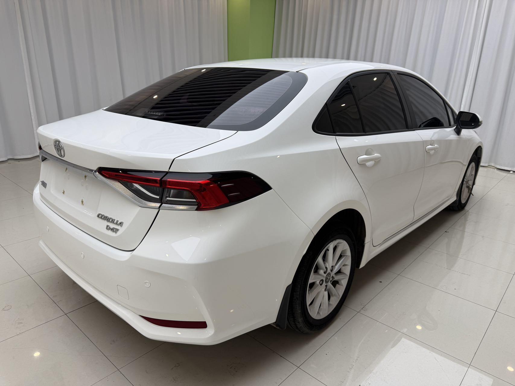 Toyota Corolla 2023, фото 17