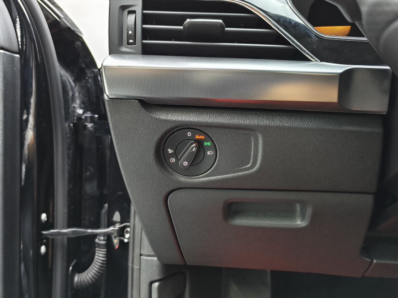 Volkswagen Passat 2022, фото 15