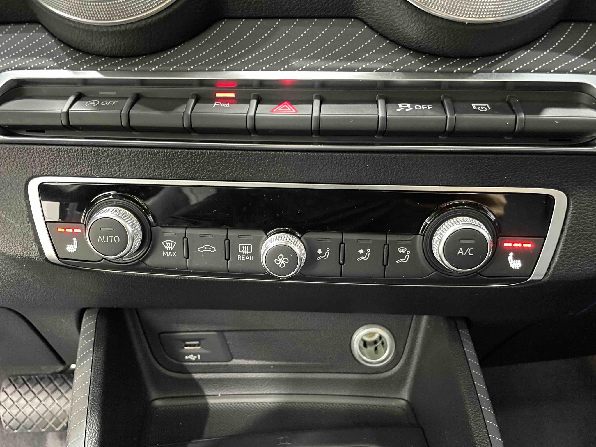 Audi Q2L 2022, фото 11