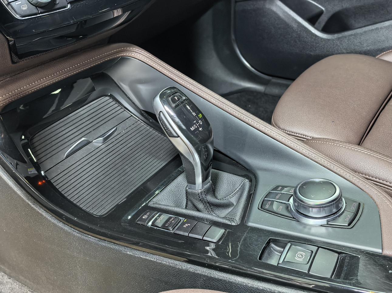 BMW X1 2022, фото 17