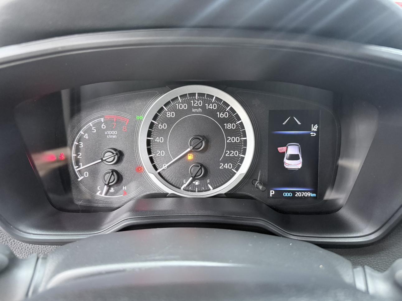 Toyota Corolla 2022, фото 15