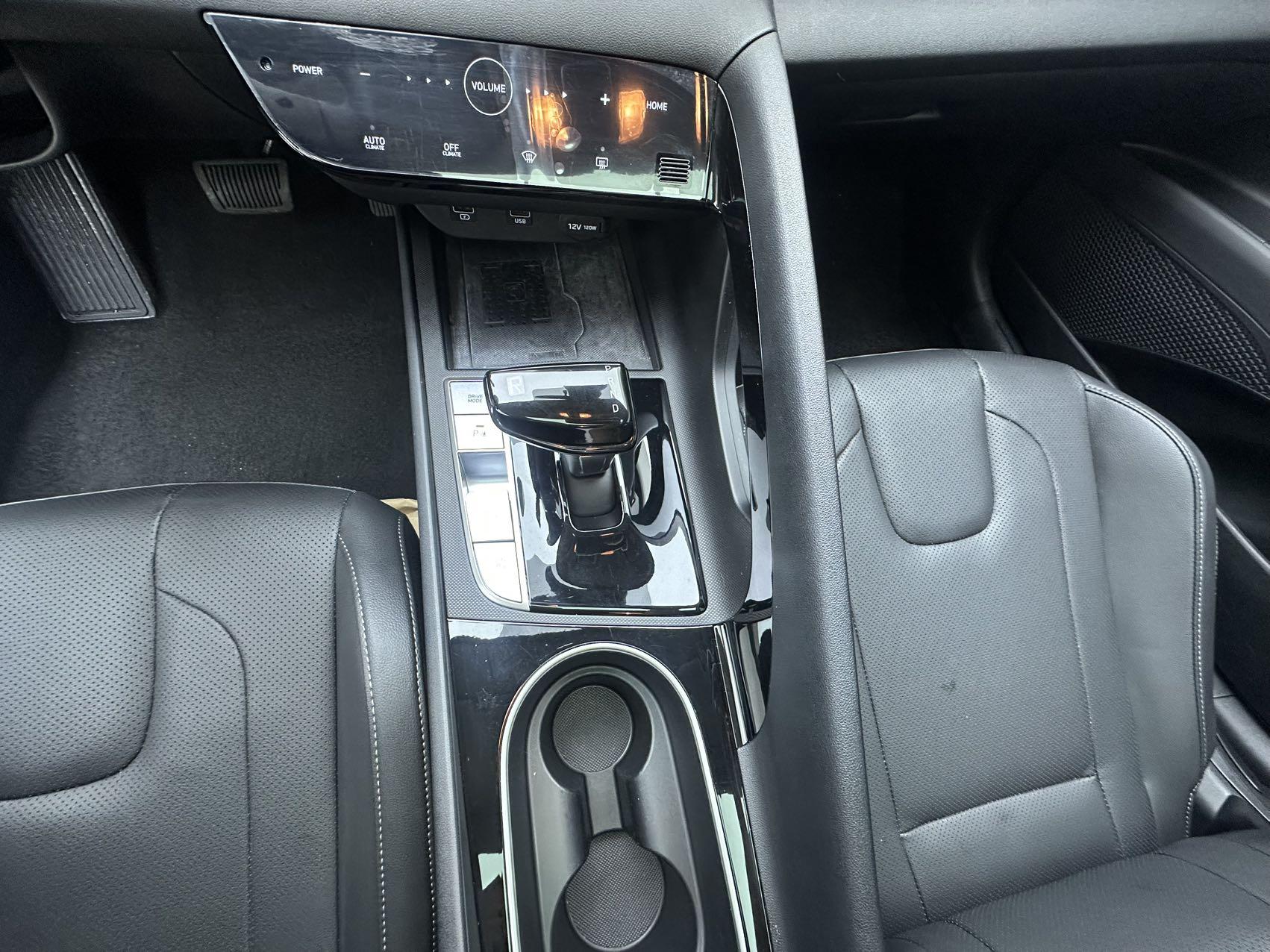 Hyundai Elantra 2022, фото 15