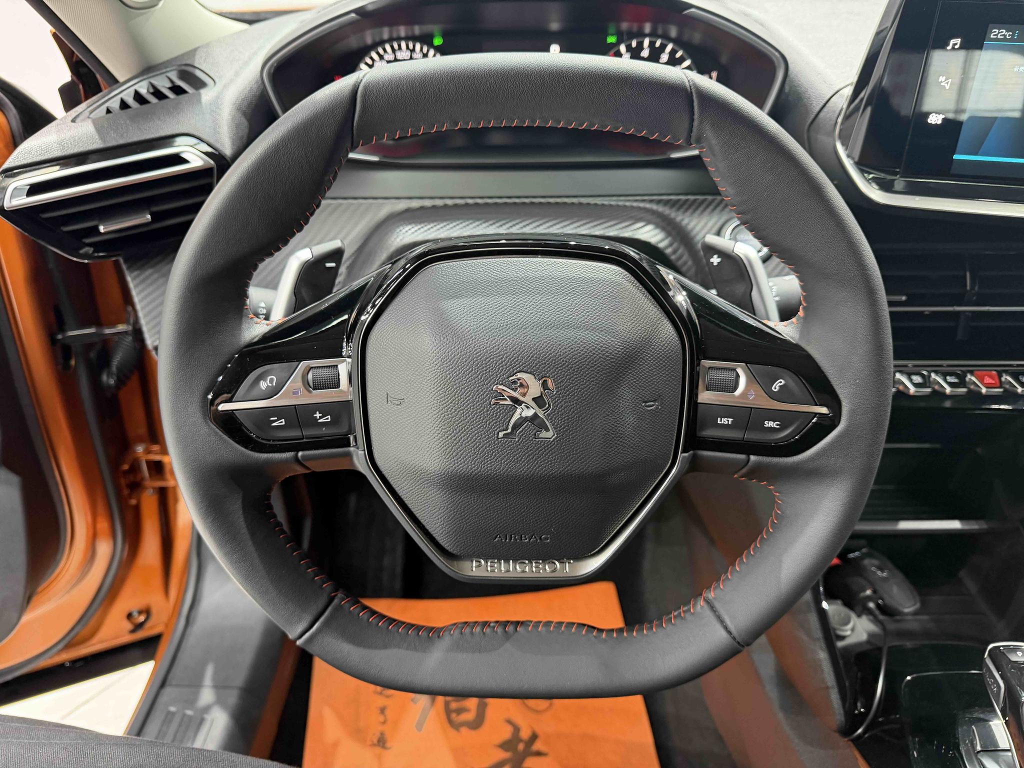 Peugeot 2008 2022, фото 10