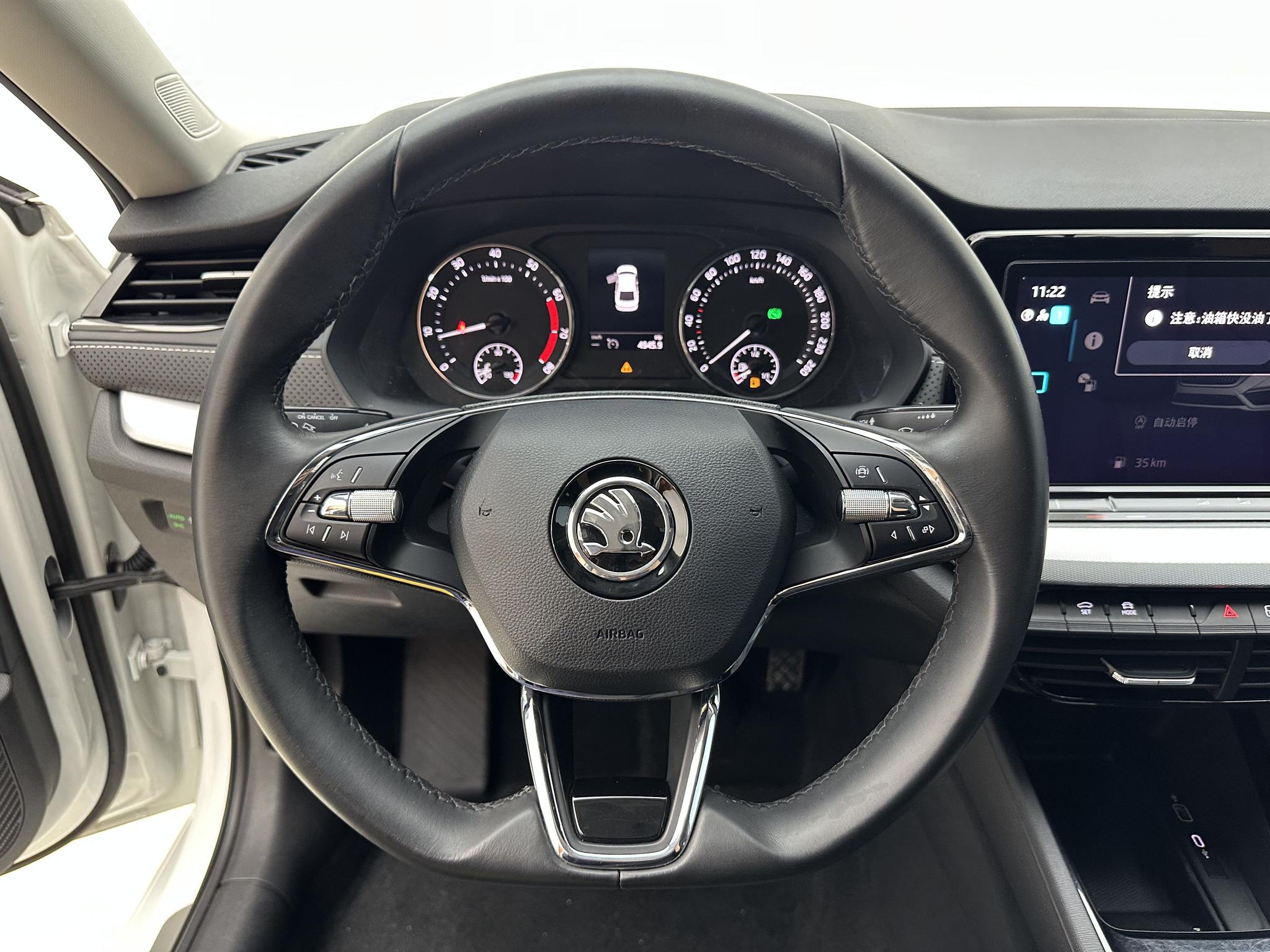 Skoda Octavia 2023, фото 17