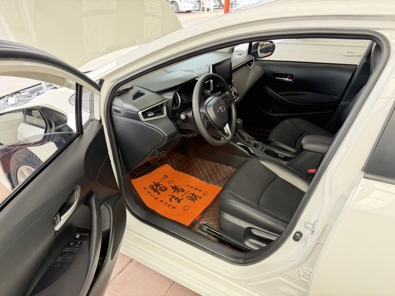 Toyota Corolla 2021, фото 8