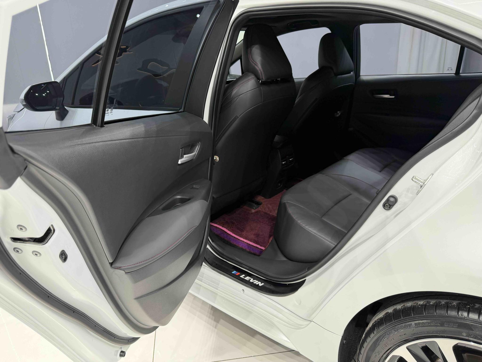 Toyota Corolla 2022, фото 14