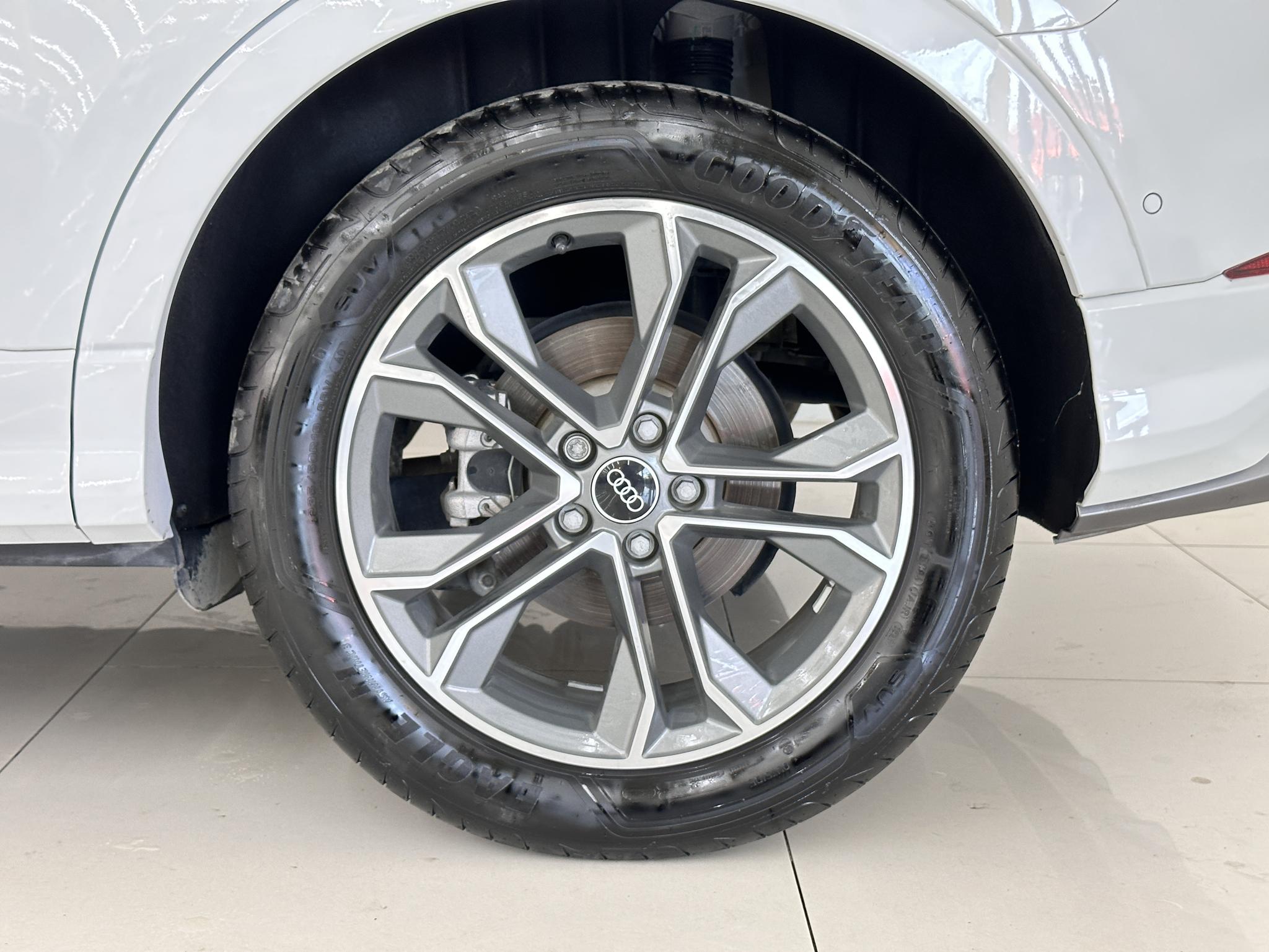 Audi Q3 2022, фото 16