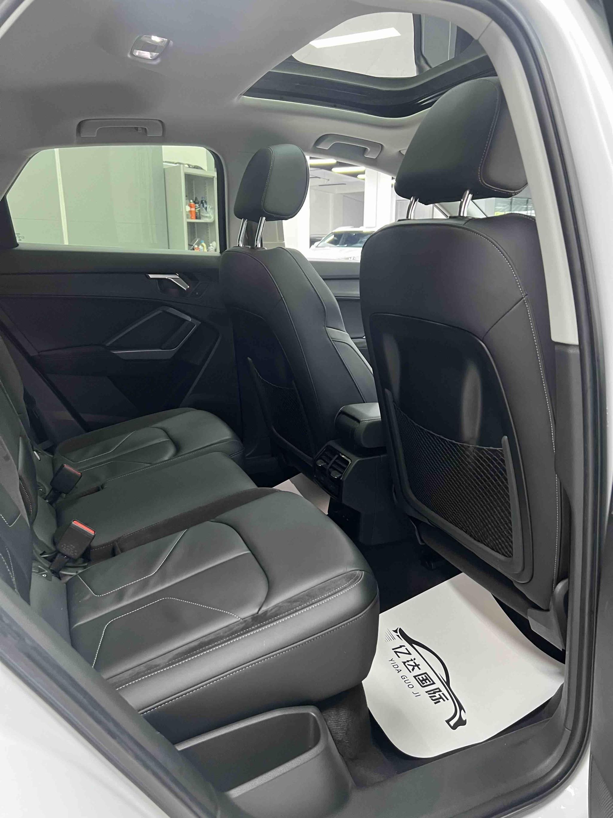 Audi Q3 Sportback 2023, фото 17