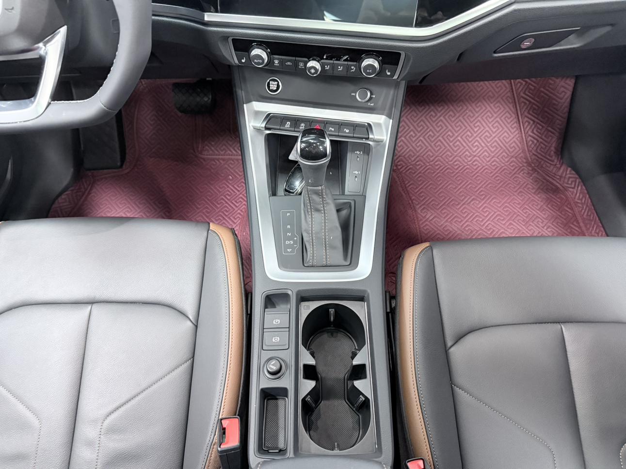 Audi Q3 2022, фото 14