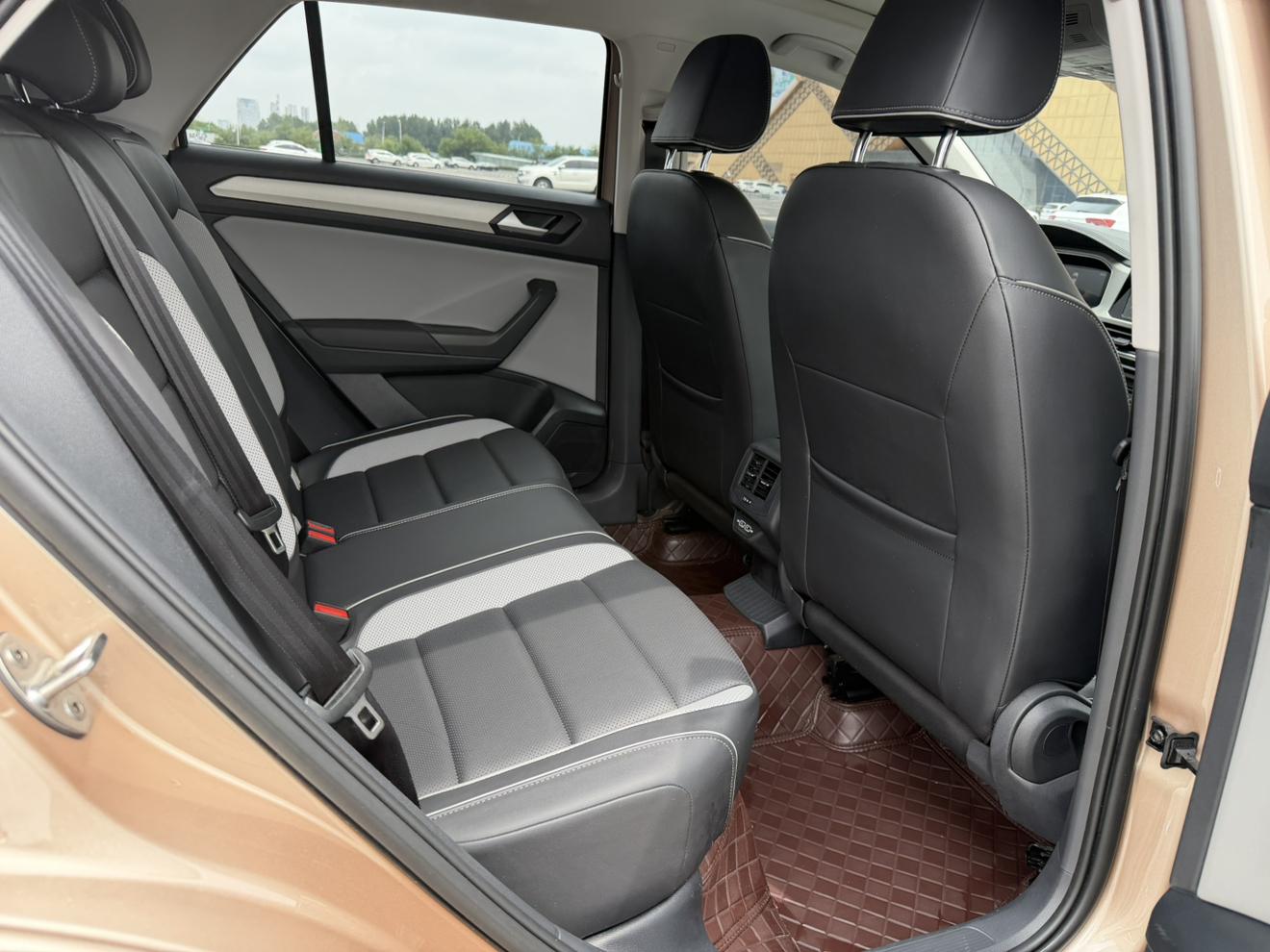 Volkswagen Tayron 2023, фото 16