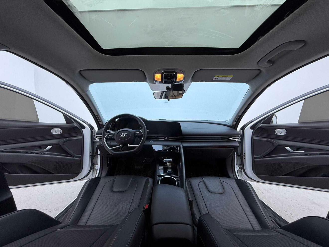 Hyundai Elantra 2021, фото 14