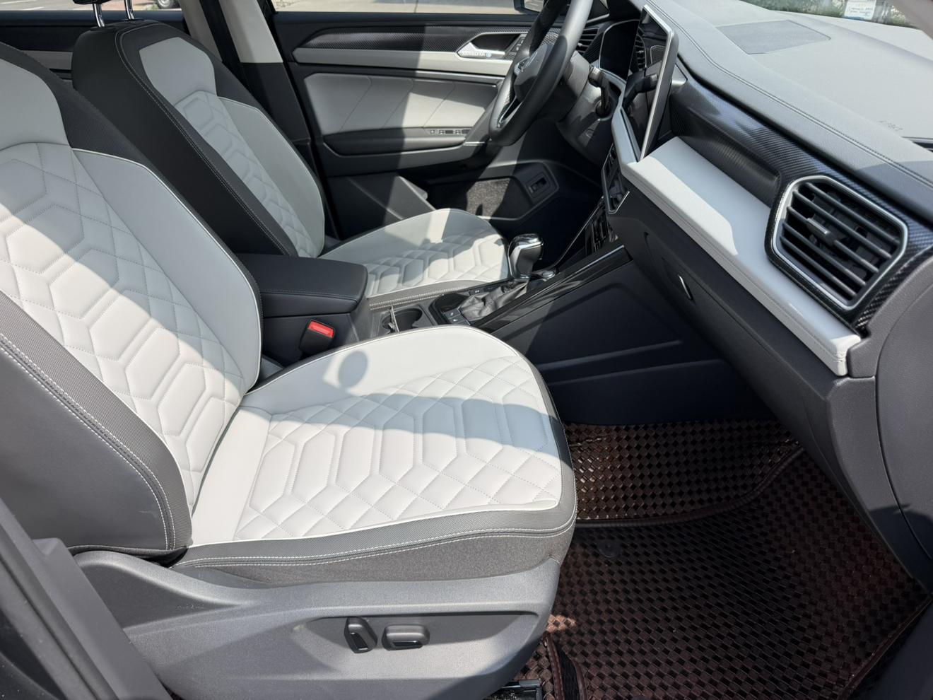 Volkswagen Tayron 2023, фото 16