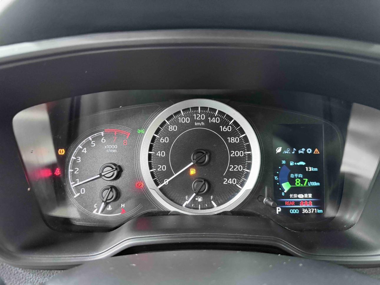 Toyota Corolla 2022, фото 15