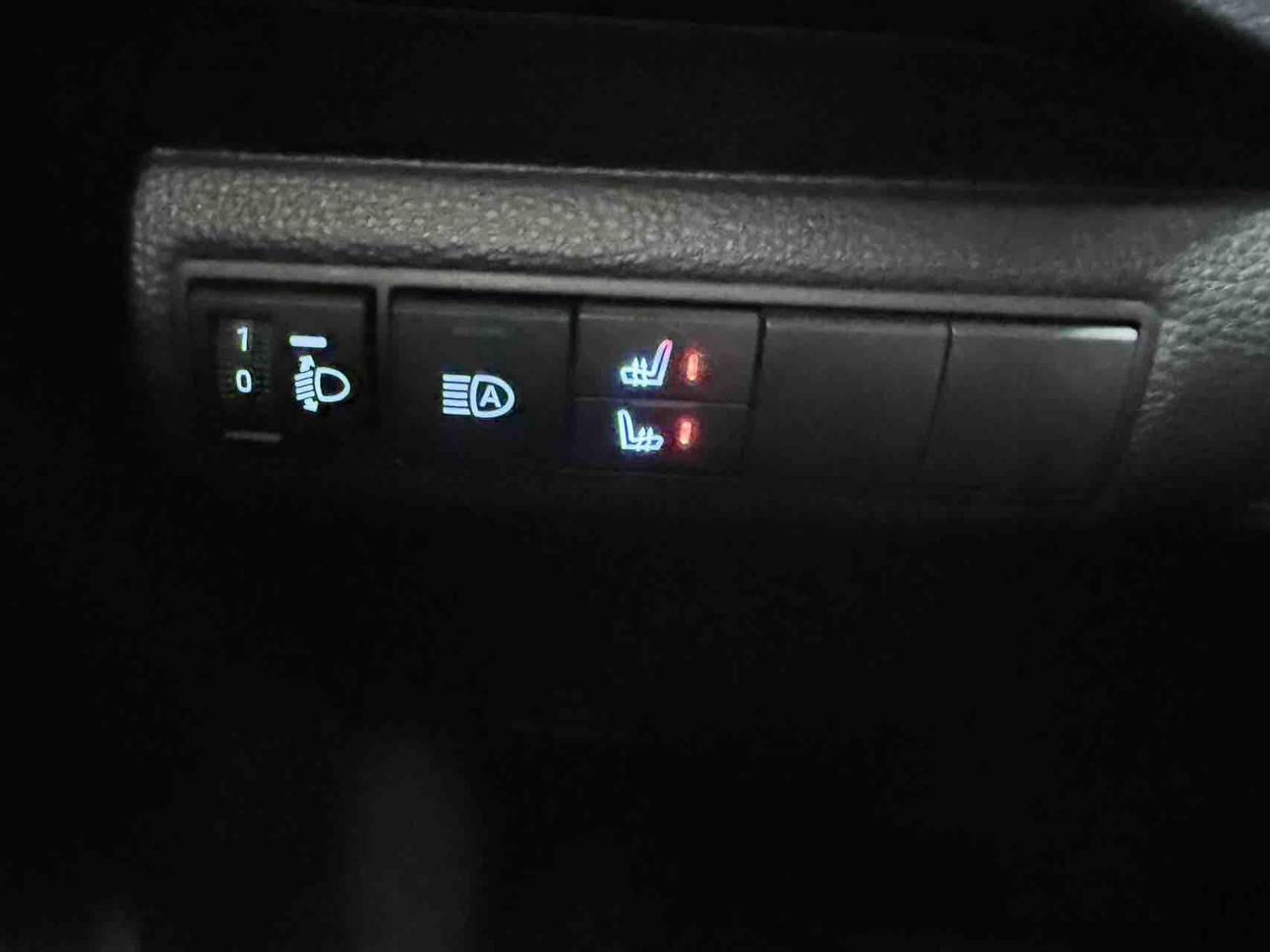 Toyota Corolla 2022, фото 16