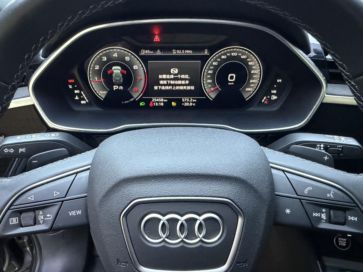 Audi Q3 2022, фото 17