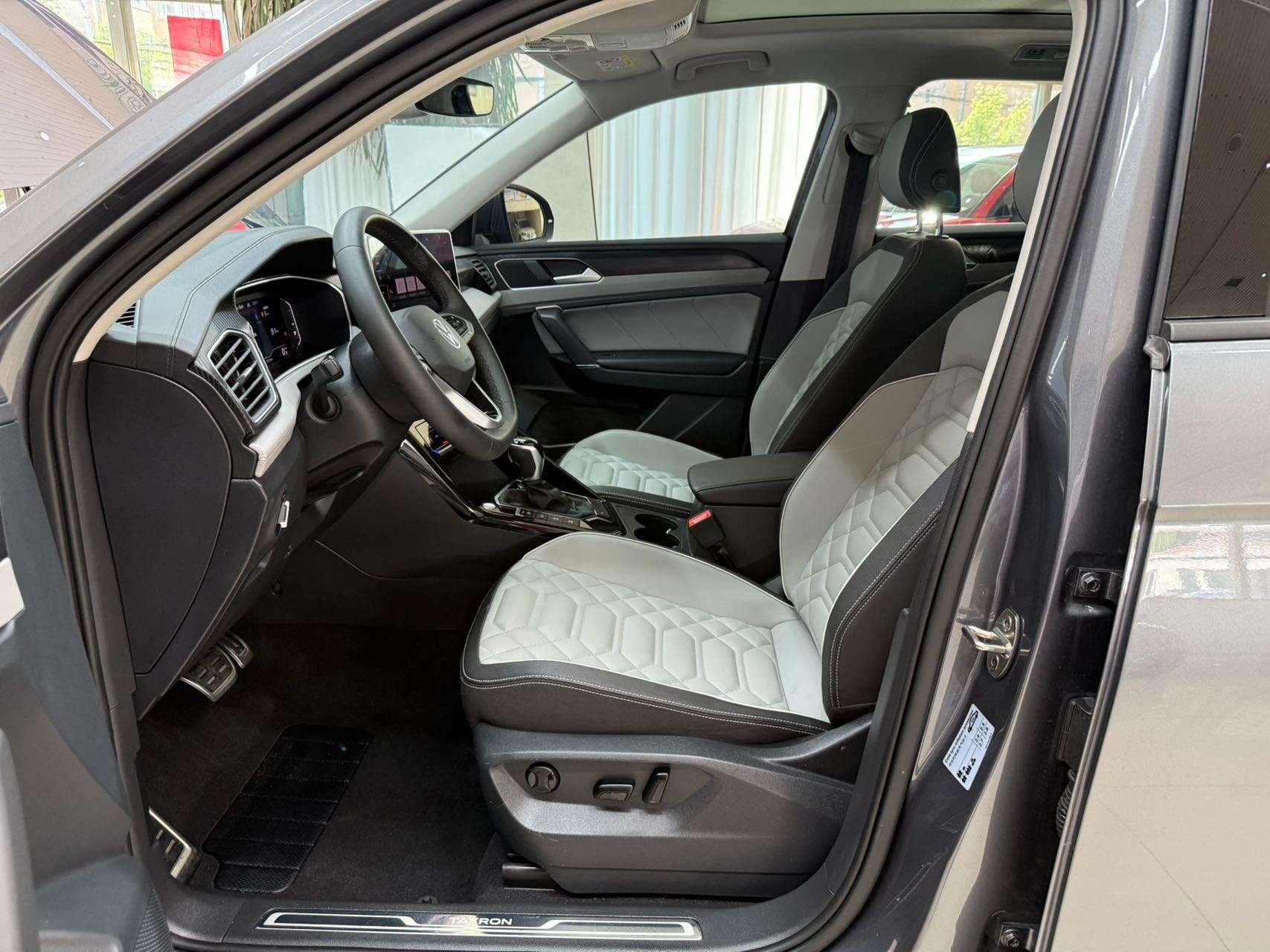 Volkswagen Tayron 2023, фото 16