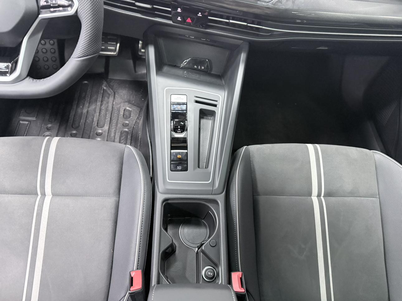 Volkswagen Golf 2021, фото 14