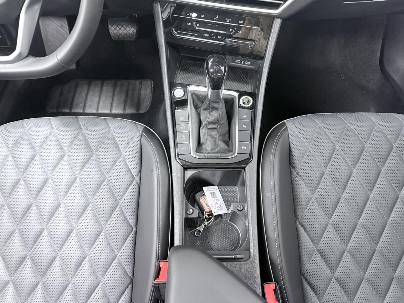 Volkswagen Jetta 2023, фото 14