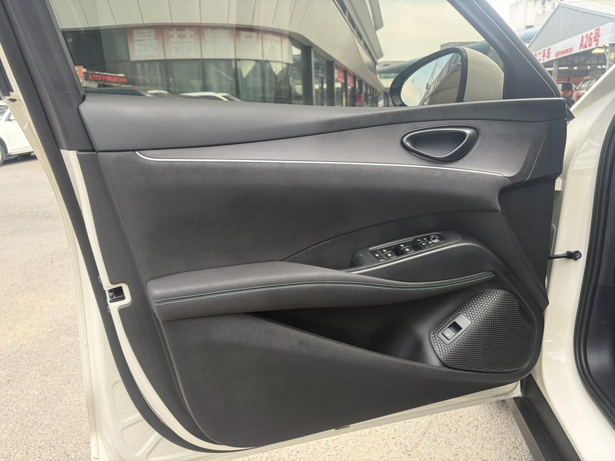 BYD Seal 2025, фото 5