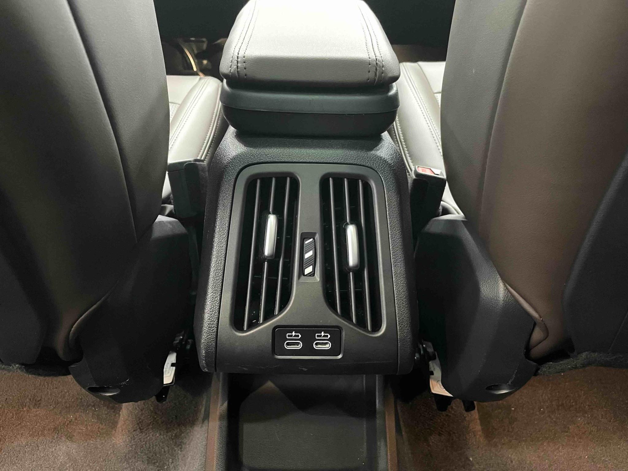 BMW X1 2023, фото 14