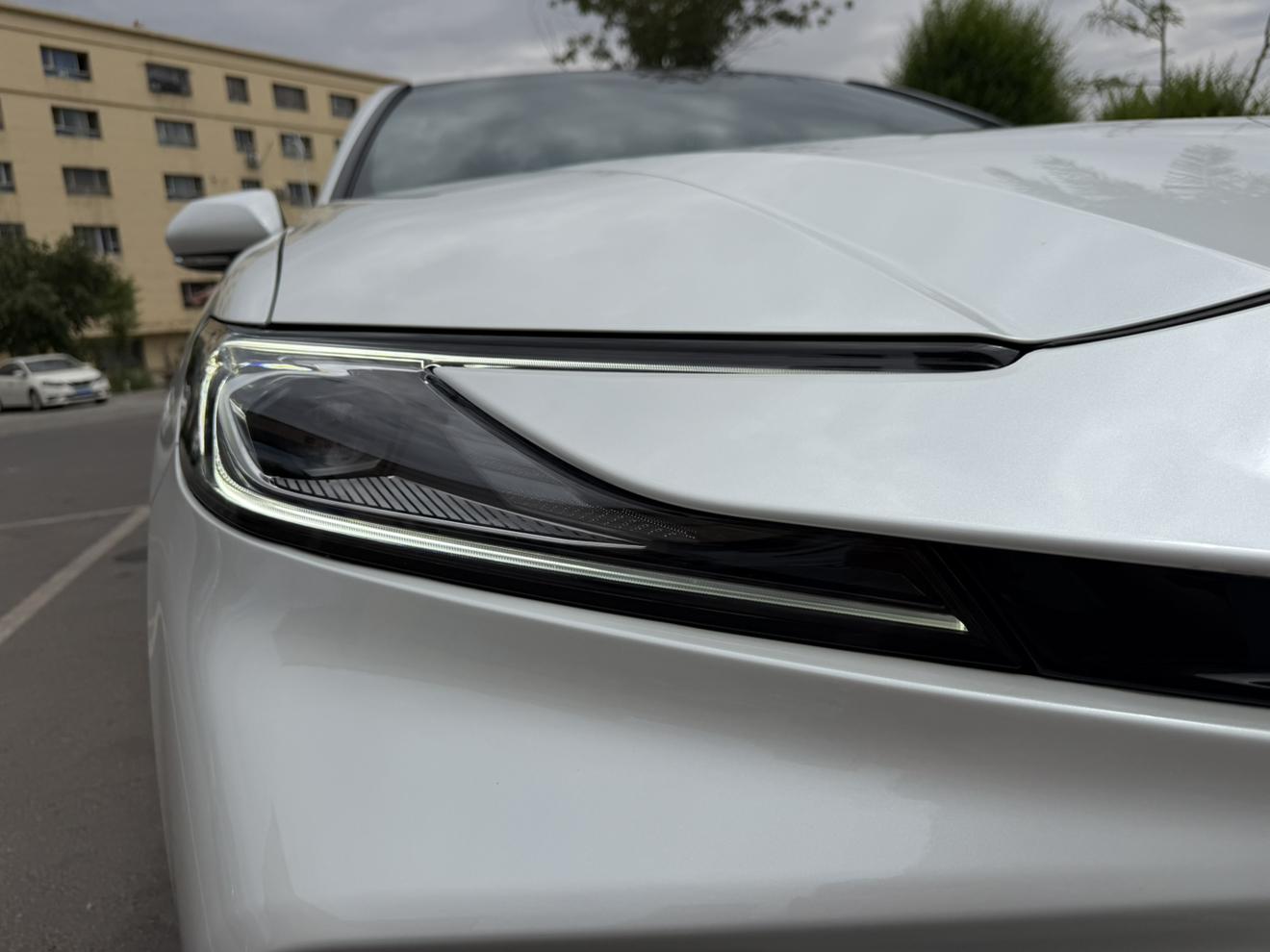 Toyota Camry 2024, фото 14