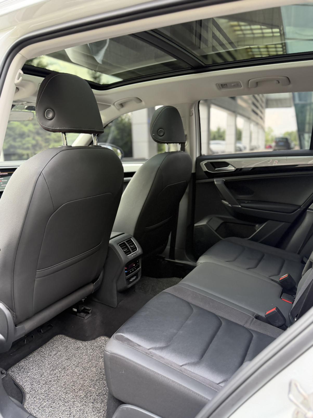 Volkswagen Tayron 2022, фото 15