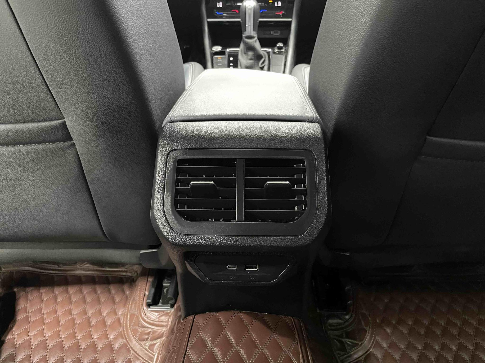 Volkswagen Lavida 2023, фото 15