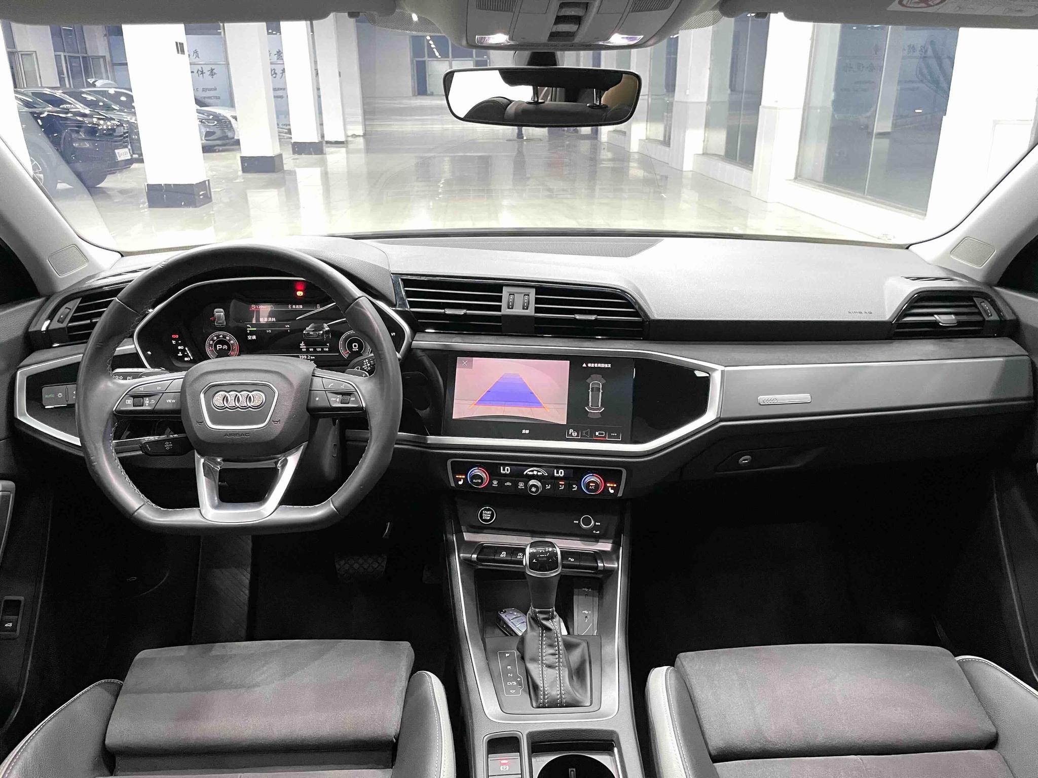 Audi Q3 2023, фото 9