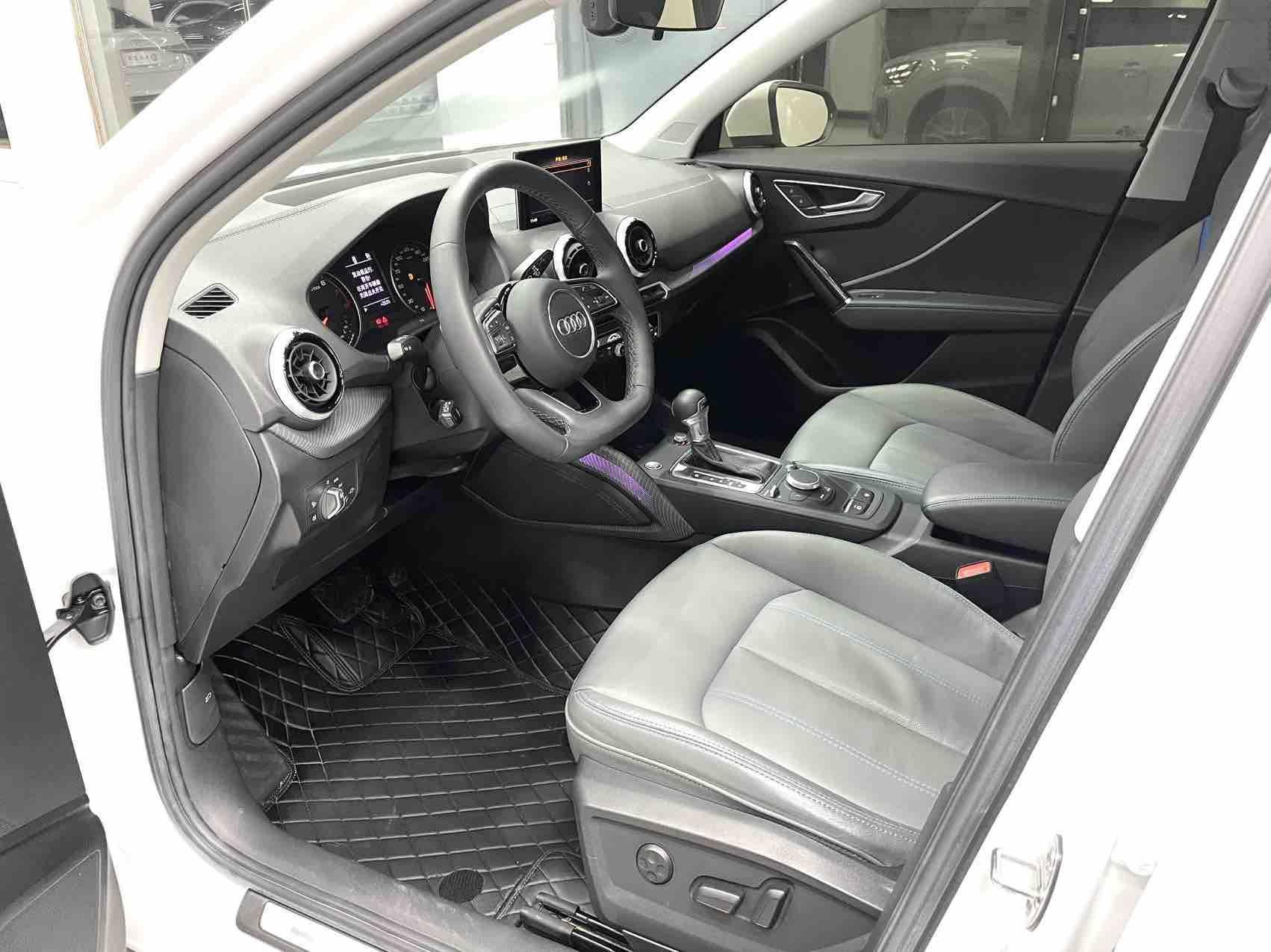 Audi Q2L 2022, фото 7