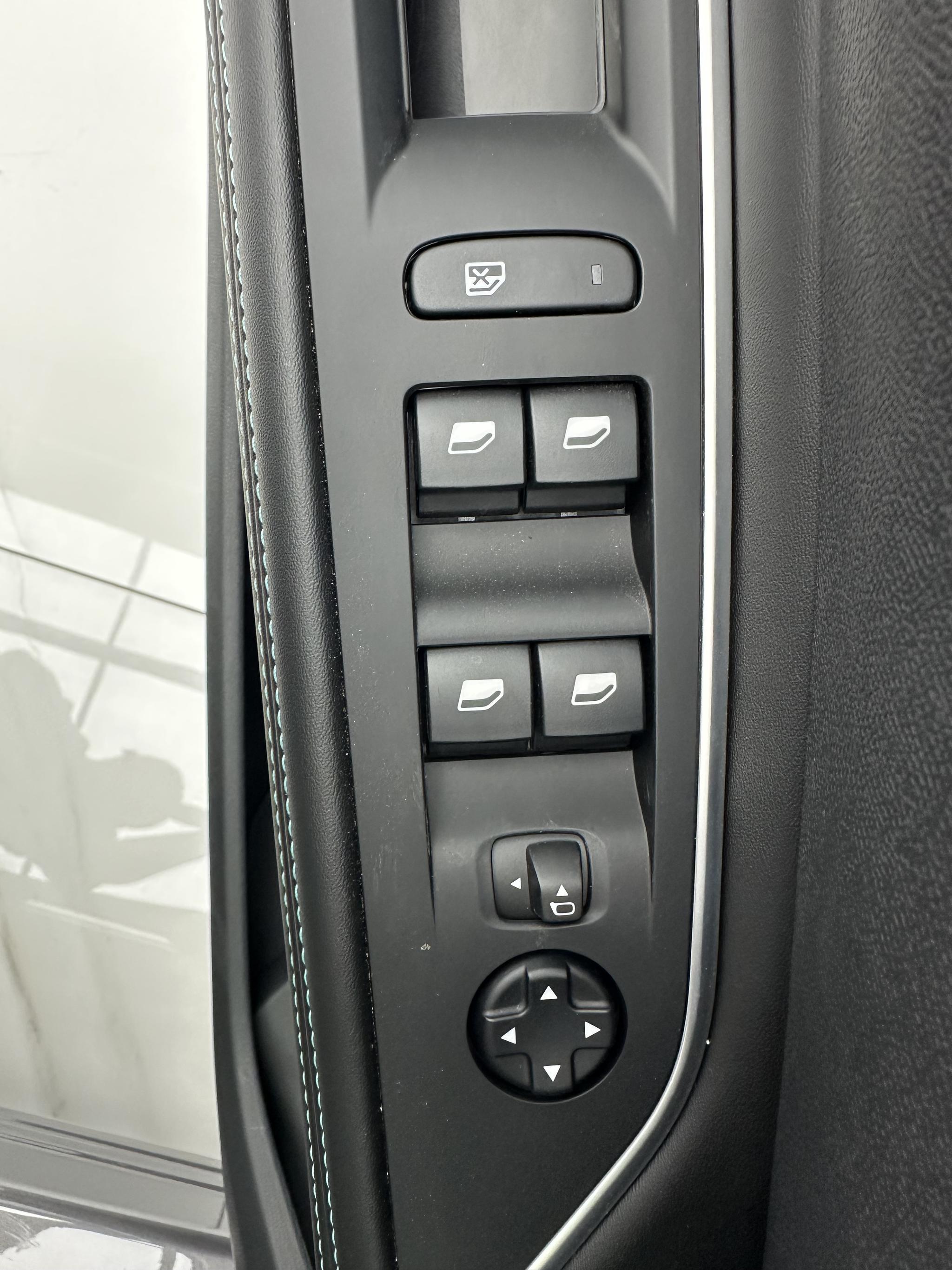 Peugeot 5008 2026, фото 12