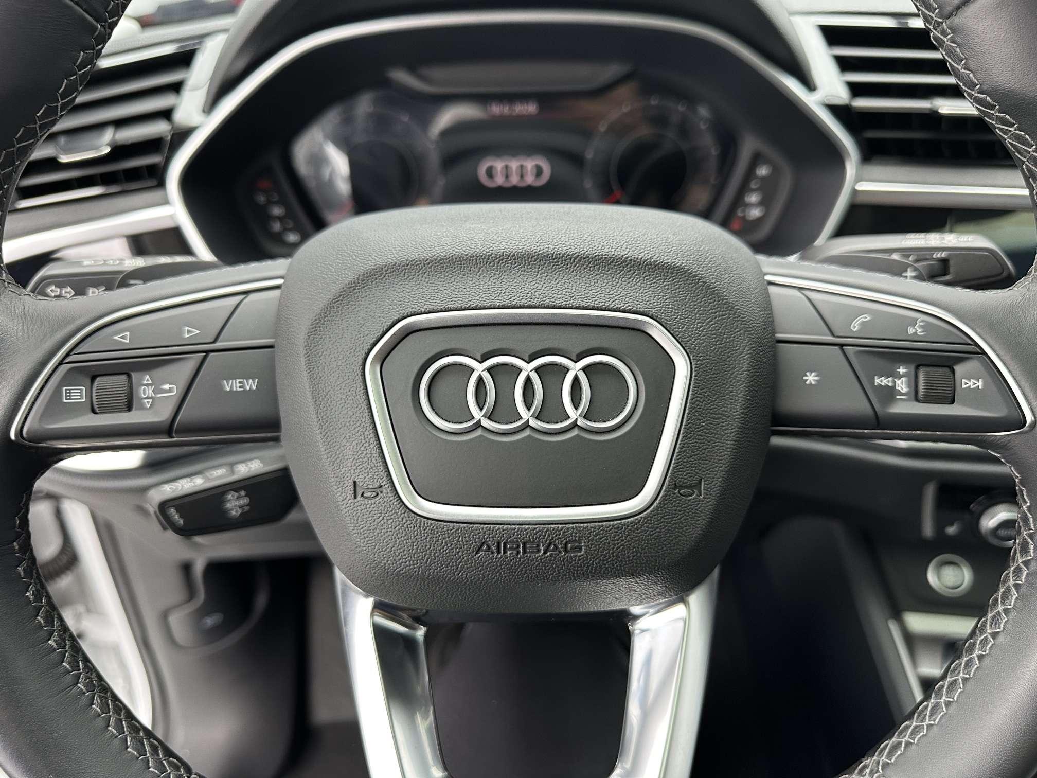 Audi Q3 2022, фото 14