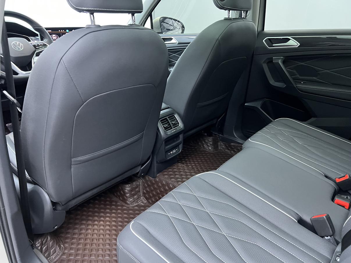Volkswagen Tiguan 2023, фото 14