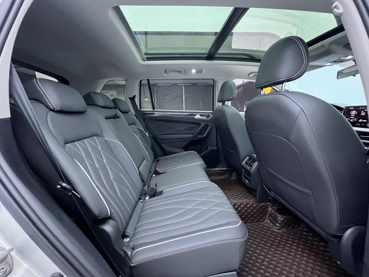 Volkswagen Tiguan 2023, фото 17