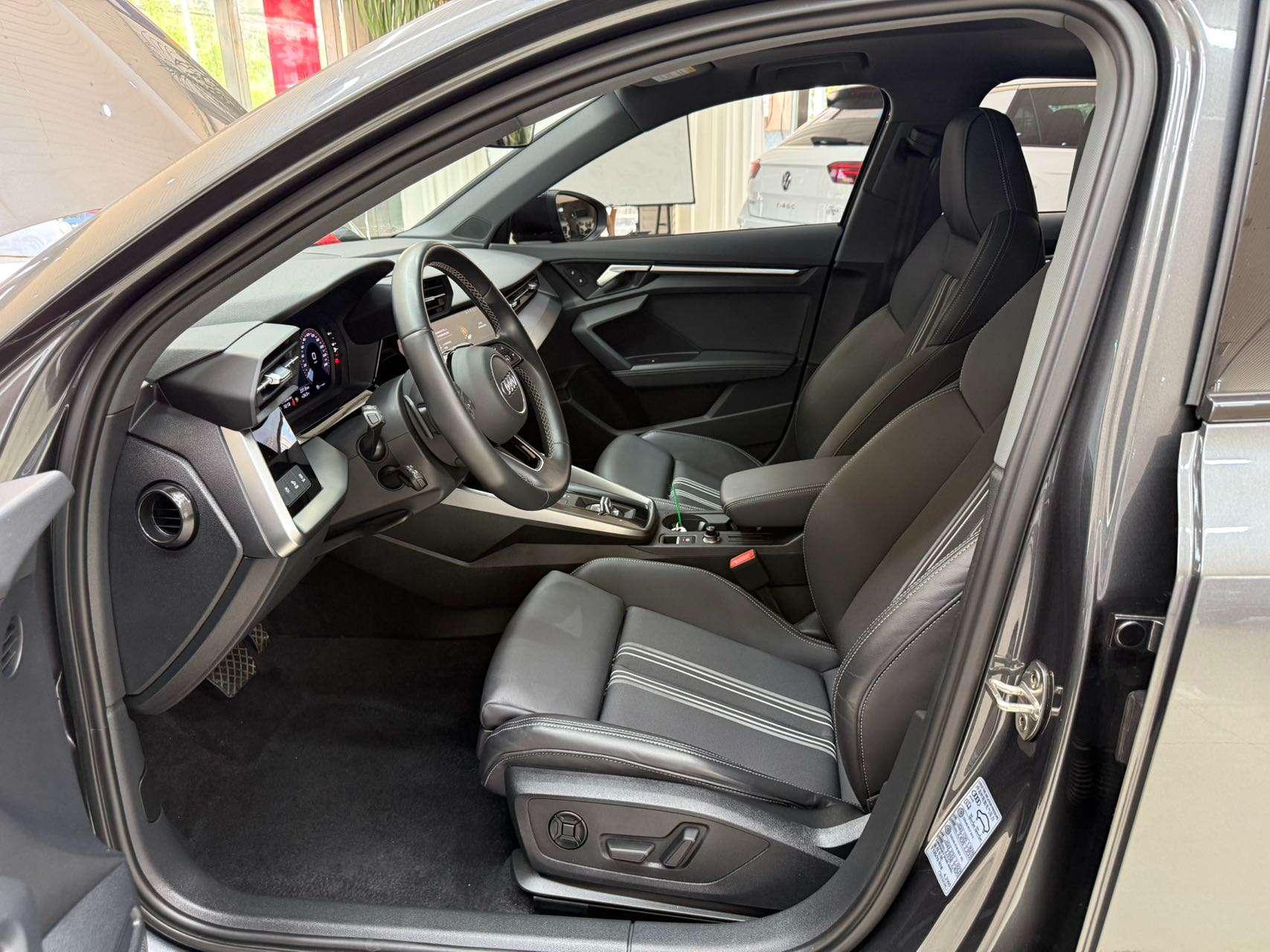 Audi A3 2022, фото 16