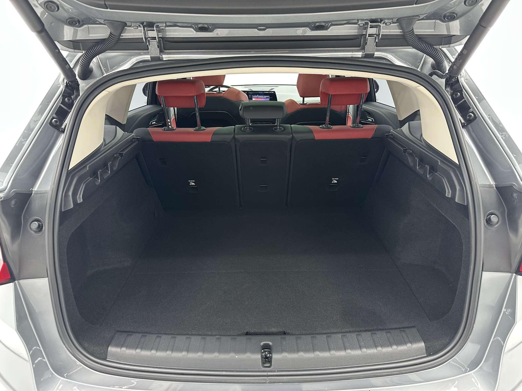 BMW X1 2023, фото 17
