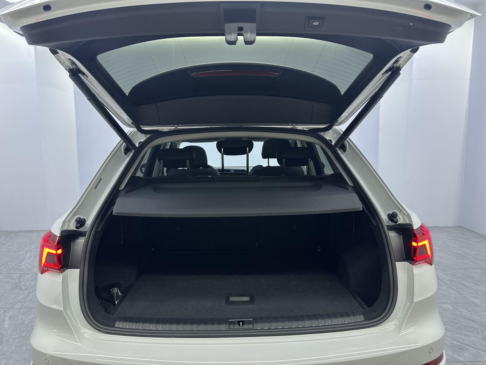 Audi Q3 2022, фото 15