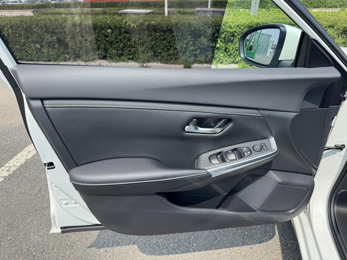 Nissan Sylphy 2022, фото 14