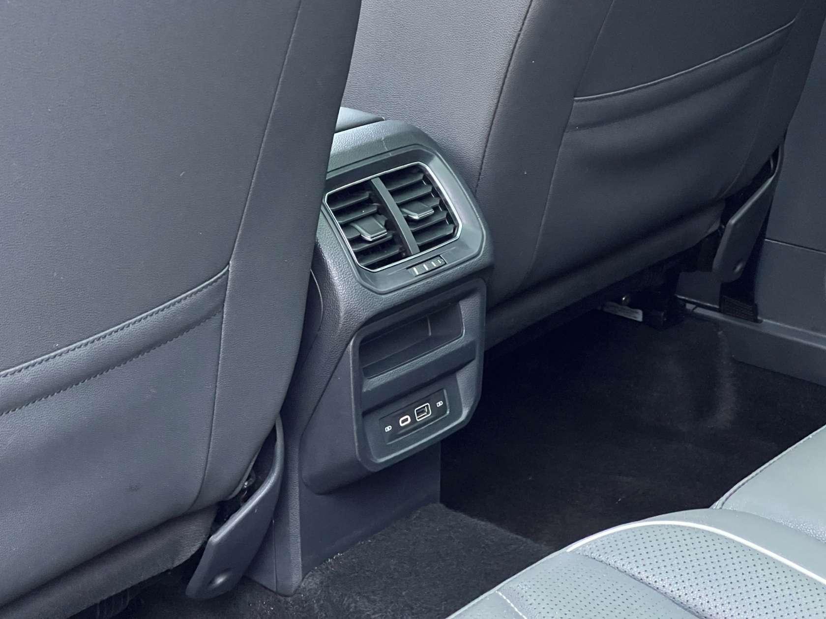 Volkswagen Tiguan 2023, фото 14
