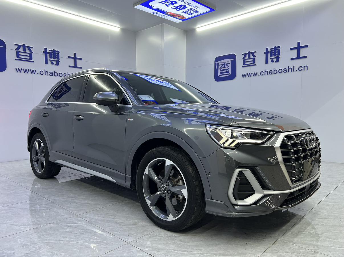 Audi Q3 2023, фото 3