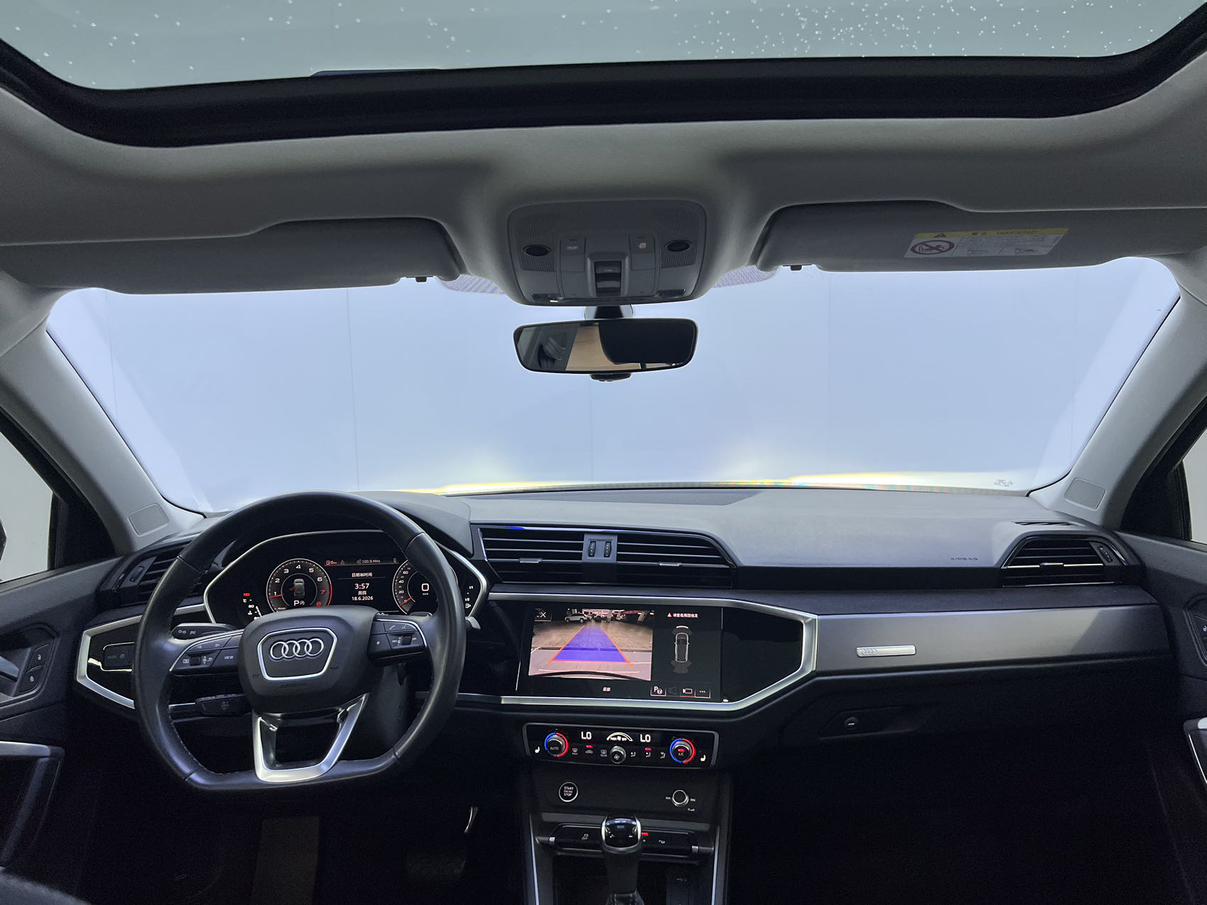 Audi Q3 2023, фото 13