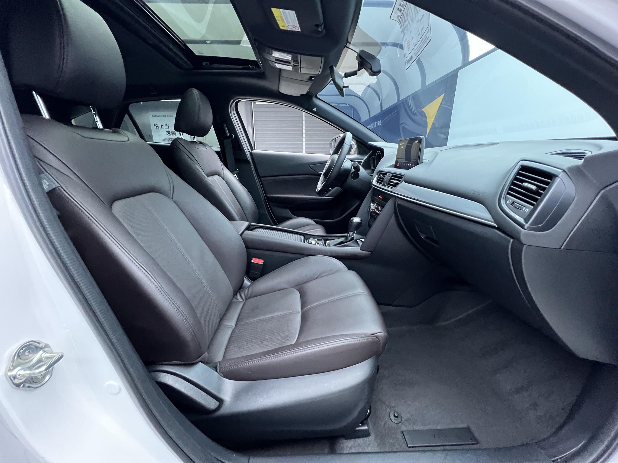 Mazda CX-4 2021, фото 17