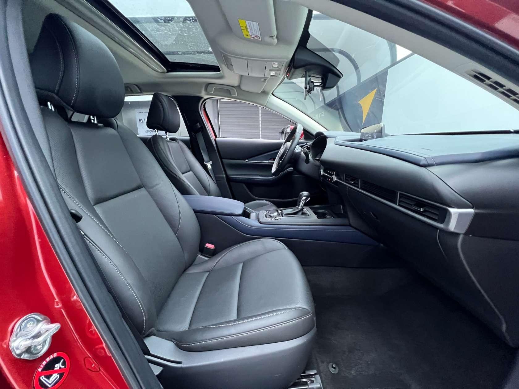 Mazda CX-30 2021, фото 16